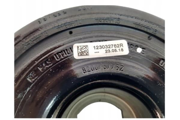 Polea de Eje Renault 1.6Dci 123032762R Original nuevo 6