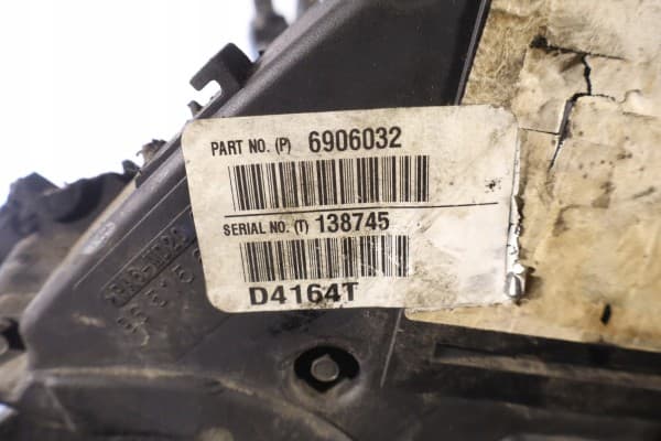 Motor Volvo V50 1.6D 107CV D4164T usado 8