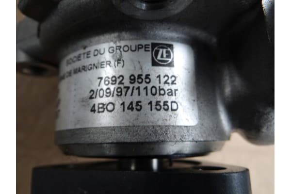 Bomba de dirección asistida B13208 Borsehung usado 11