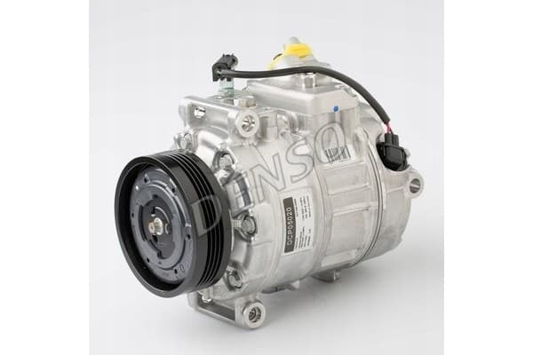 Compresor de aire acondicionado Denso DCP05020 usado 8