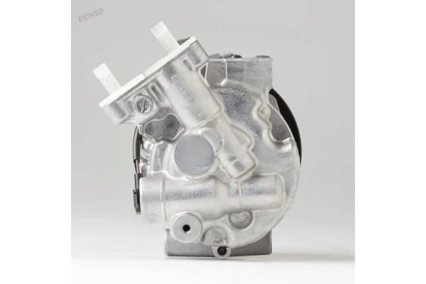 Compresor de aire acondicionado Denso DCP23030 usado 3