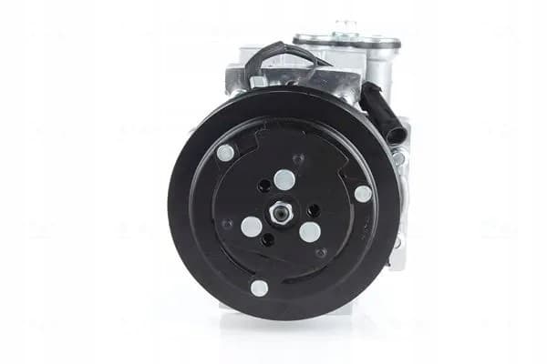 Compresor de aire acondicionado Nissens 89120 usado 3