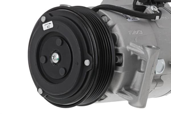 Compresor de aire acondicionado Valeo 690210 nuevo