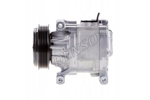 Compresor de aire acondicionado Denso DCP09061 usado 9