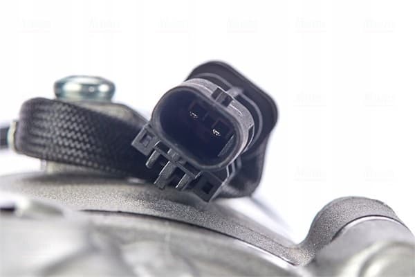 Compresor de aire acondicionado Nissens 890266 usado 7