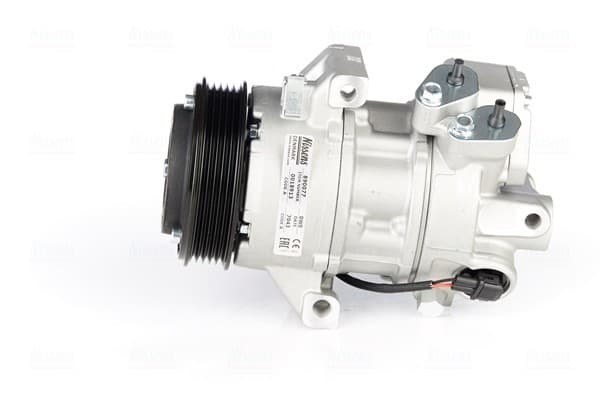 Compresor de aire acondicionado Nissens 890077 usado 4