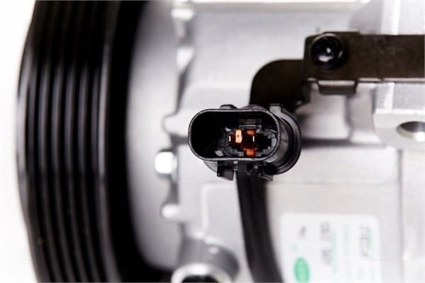 Compresor de aire acondicionado Nissens 890241 usado 6