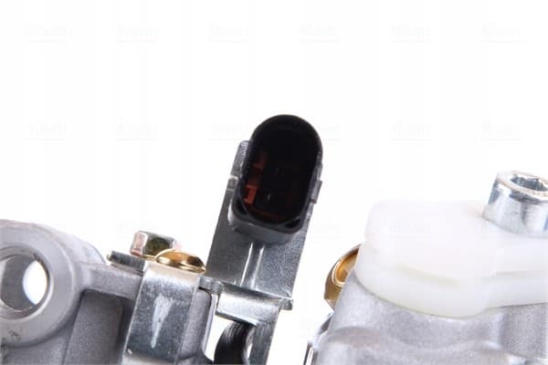 Compresor de aire acondicionado Nissens 89415 usado 6