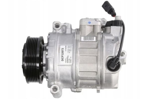 Compresor de aire acondicionado Denso DCP32073 usado