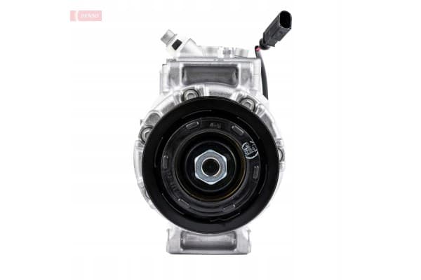 Compresor de aire acondicionado Denso DCP32073 usado 9