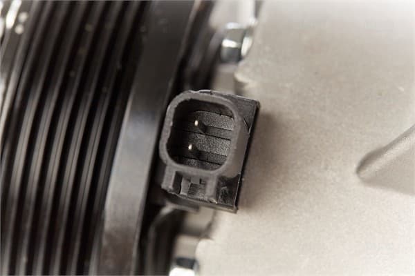 Compresor de aire acondicionado Nissens 890216 usado 7