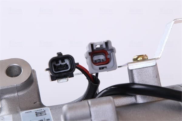 Compresor de aire acondicionado Nissens 890802 usado 2