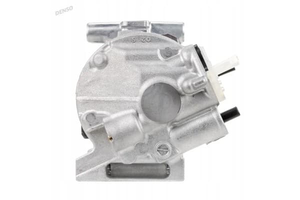 Compresor de aire acondicionado Denso DCP09062 usado 3