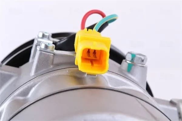 Compresor de aire acondicionado Nissens 89053 usado 10