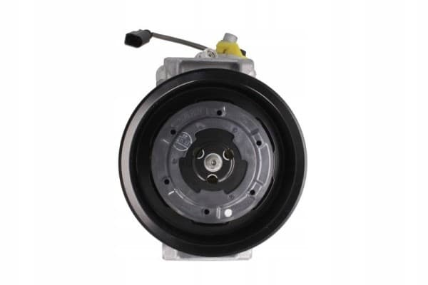 Compresor de aire acondicionado Denso DCP28016 usado 4