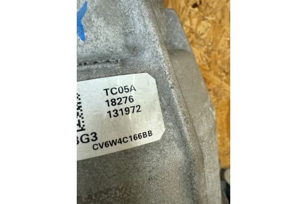 Ford Kuga MK2 Lift 2.0 Tdci S-156-D CV6W4B025DF usado 7
