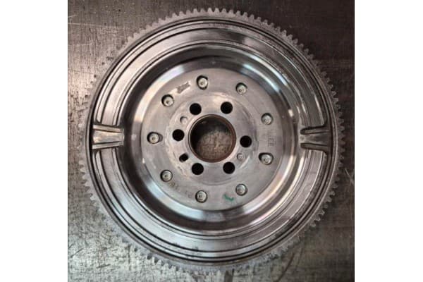 Valeo 836011 Volante de inercia usado 2