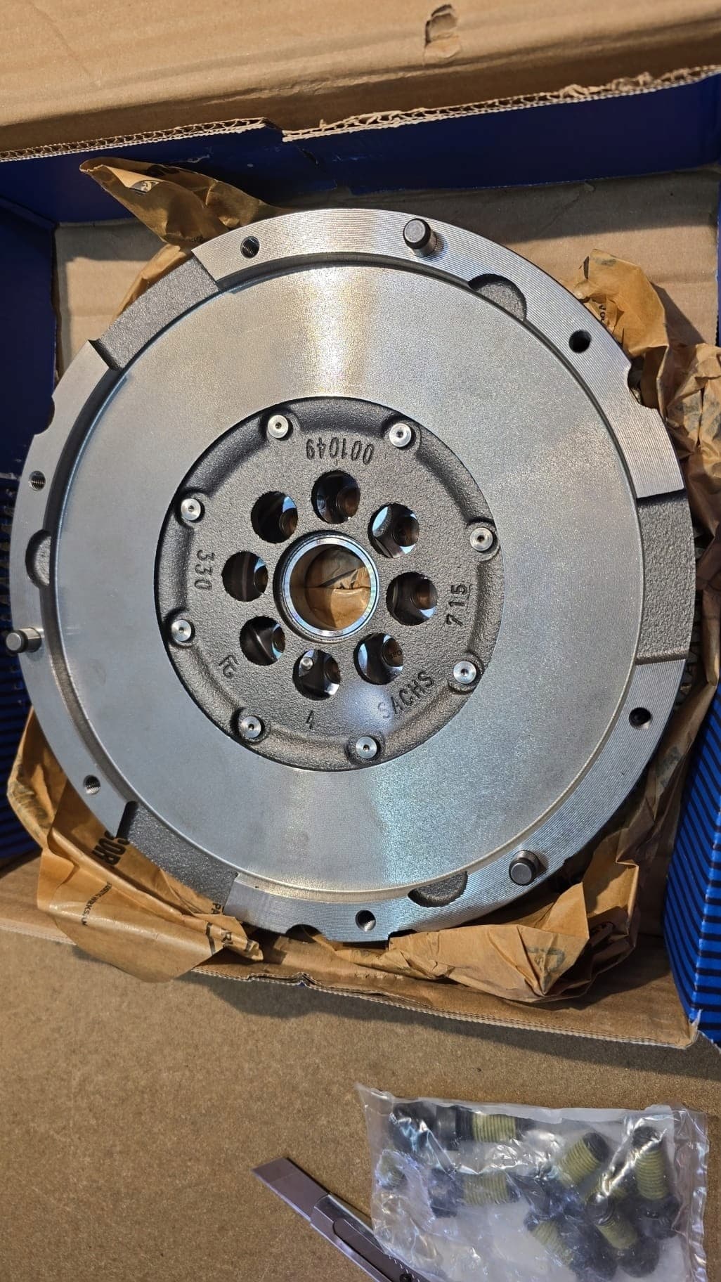 Sachs 2294 001 388 Volante bimasa nuevo 4