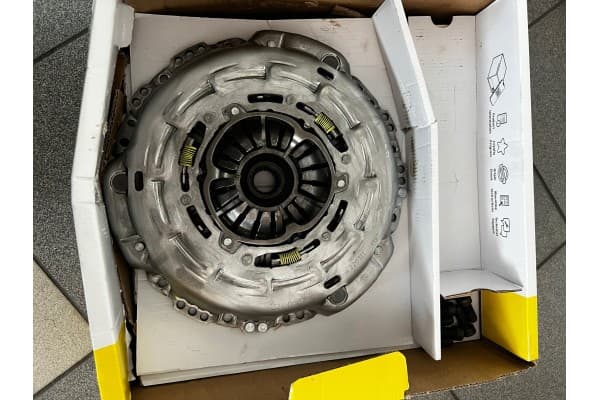 Kit de embrague Schaeffler LuK 600 0209 00 nuevo