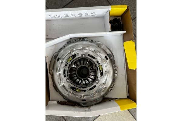 Kit de embrague Schaeffler LuK 600 0209 00 nuevo 2