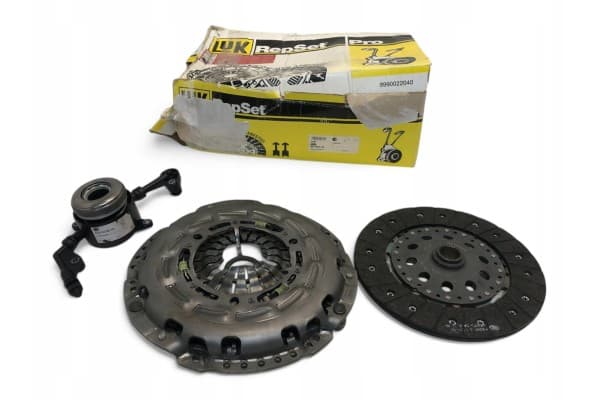 Kit de embrague Schaeffler LuK 626 3044 33 usado