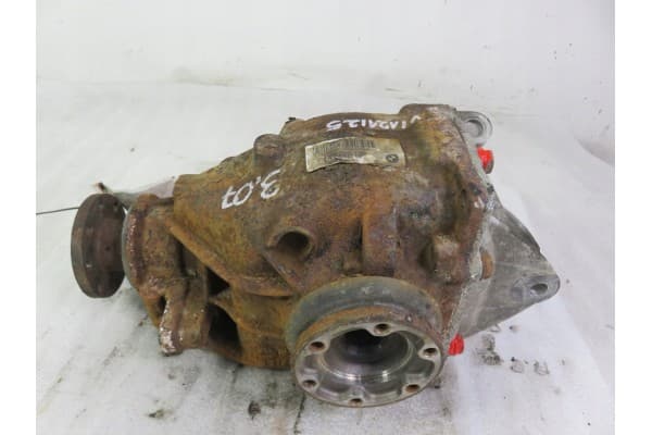 Diferencial trasero BMW X3 E83 2.0 d 3.07 usado 5