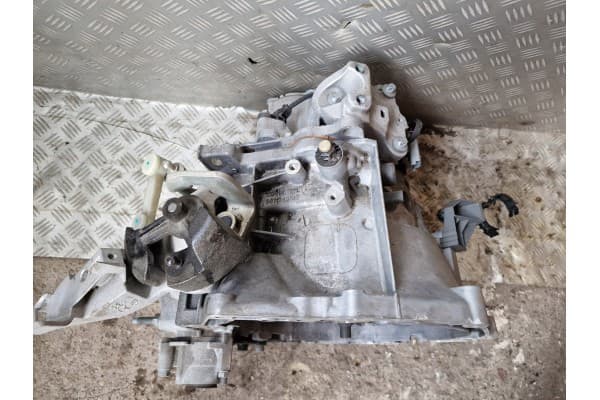 Caja de Cambios Opel Combo E 1.2 Turbo usado 5