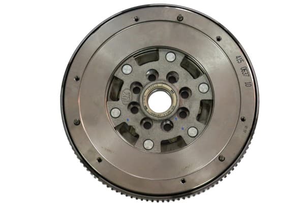 Volante bimasa Schaeffler LuK 415 0637 10 usado 2