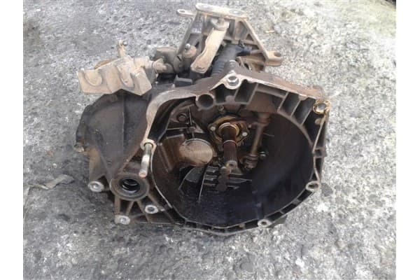 Caja de Cambios Fiat Grande Punto 1.3 Mtj usado 2