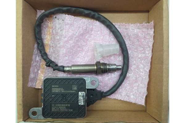 Sensor NOx A0009059112 para Mercedes usado