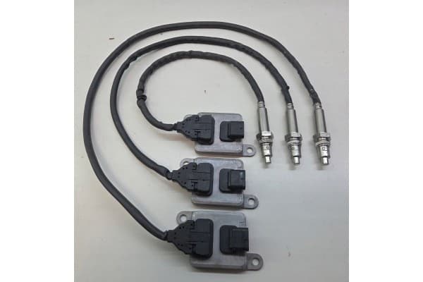 Sensor NOx A0009059112 para Mercedes usado 3