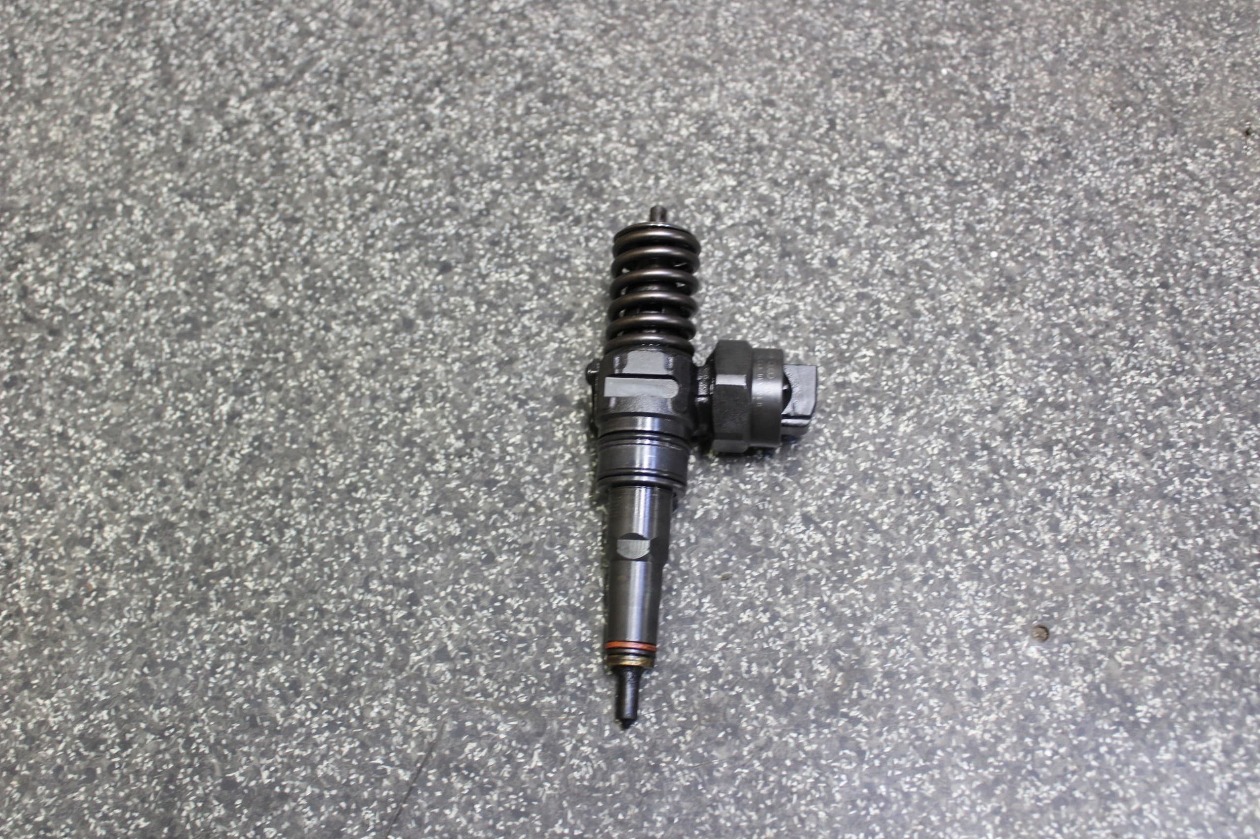 Bomba inyectora Volkswagen OE diésel original nuevo 8
