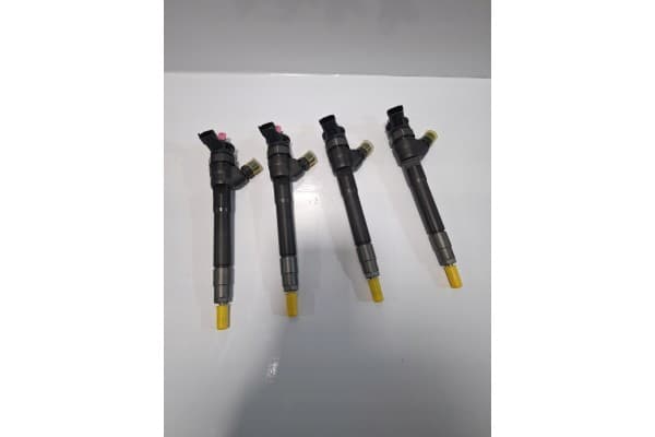 Inyector Bosch 0 445 110 546 nuevo