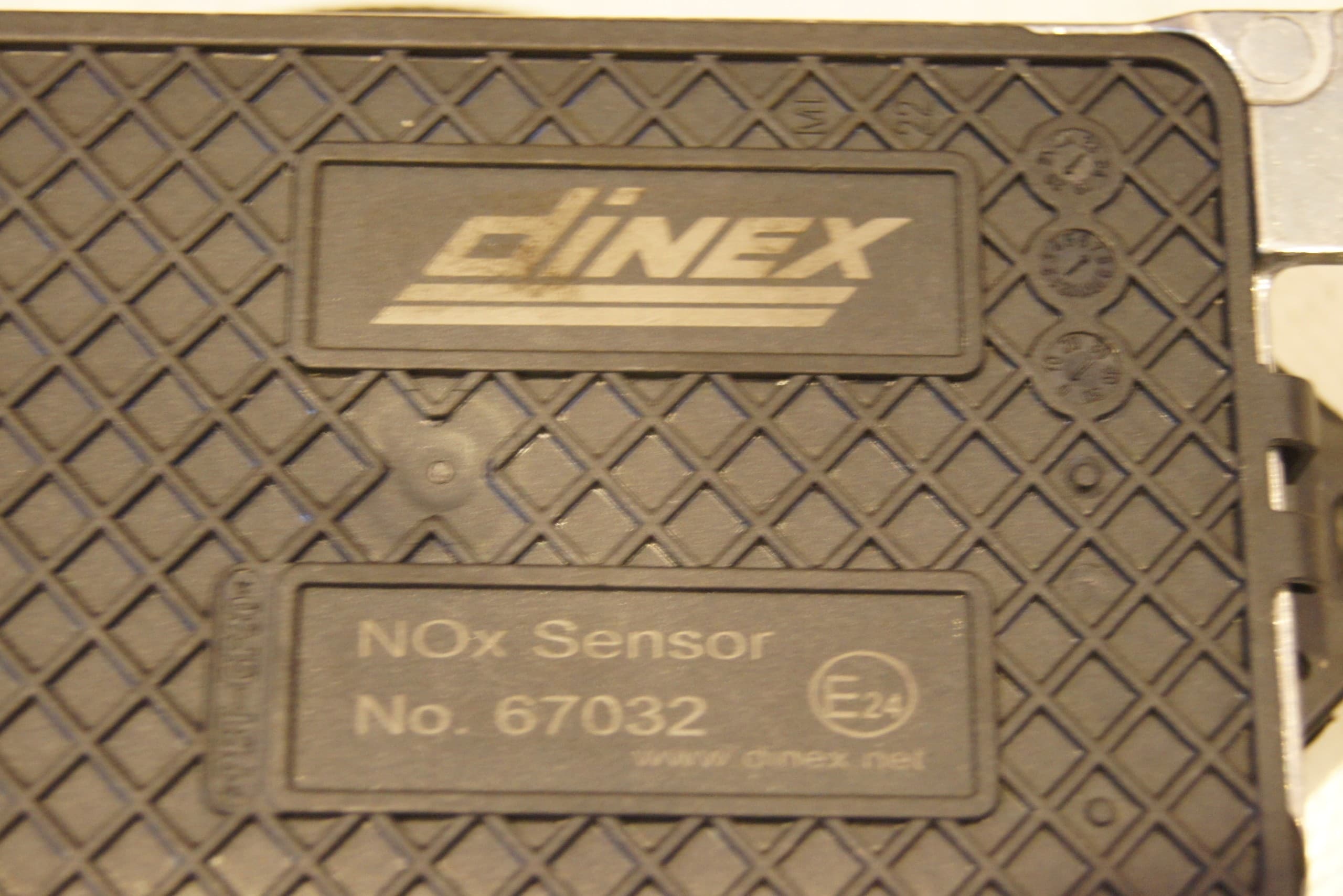 Sensor NOx Dinex 67032 para Scania Euro6 nuevo 5