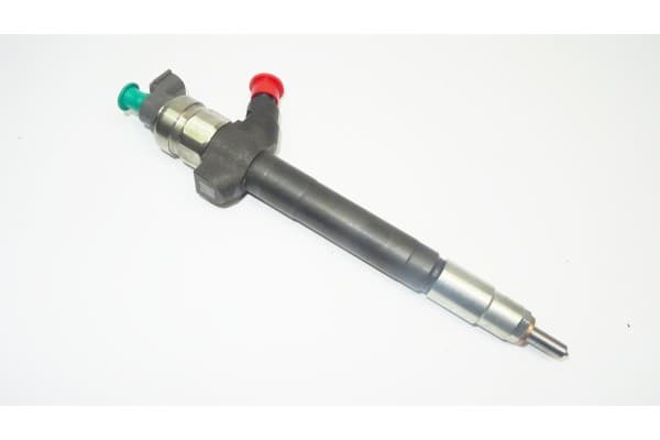 Inyector Denso DCRI107060 usado