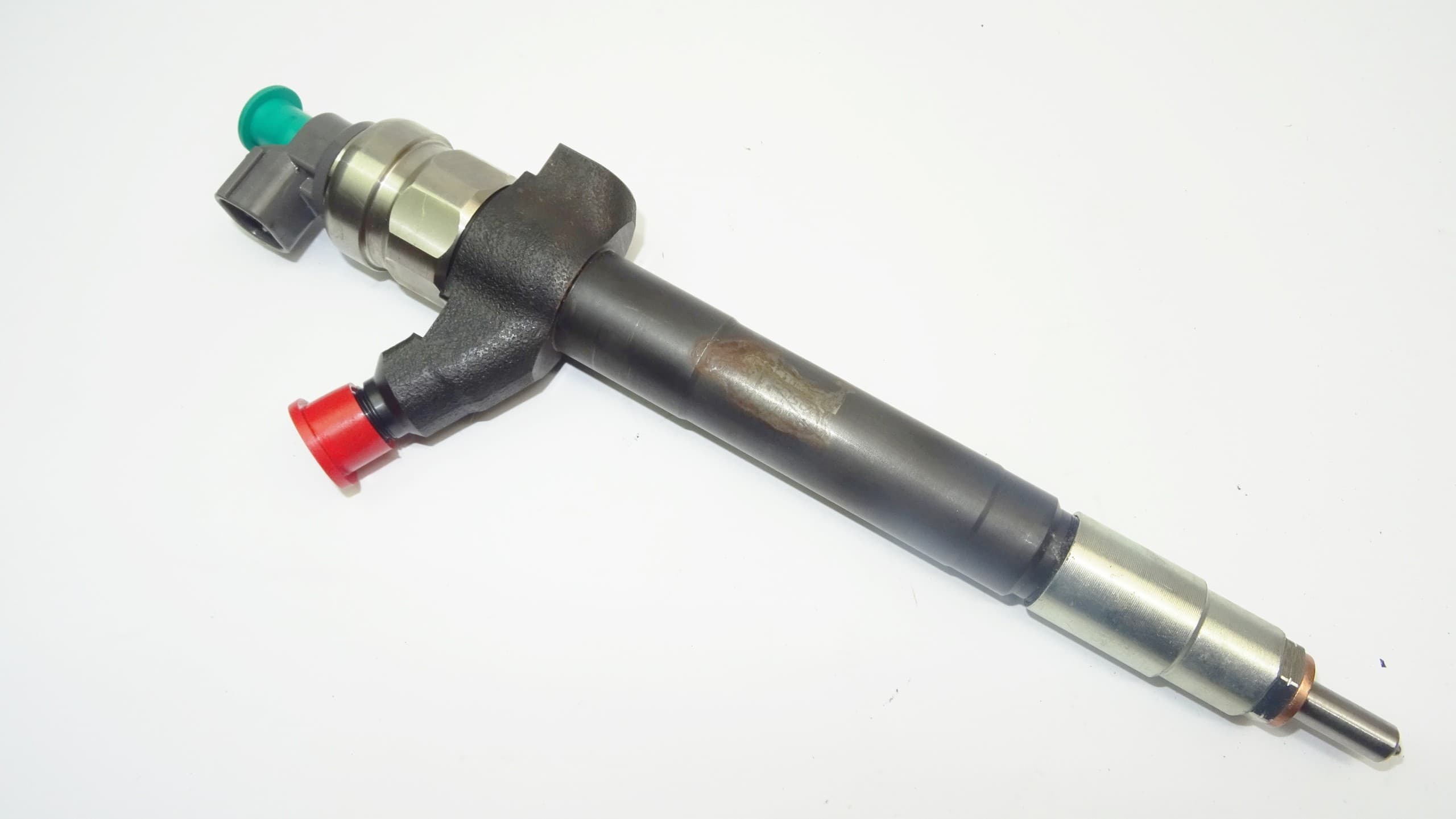 Inyector Denso DCRI107060 nuevo 6