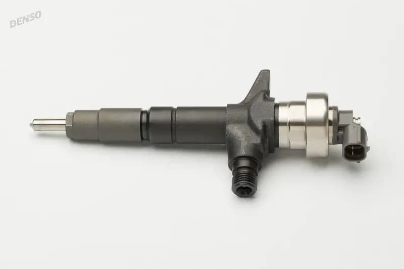 Inyector Denso DCRI301900 para Isuzu D-Max nuevo 2