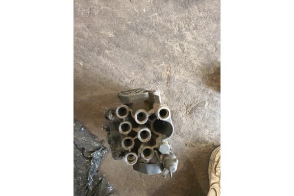 Deshumidificador Mercedes-Benz A0014462064 usado 3