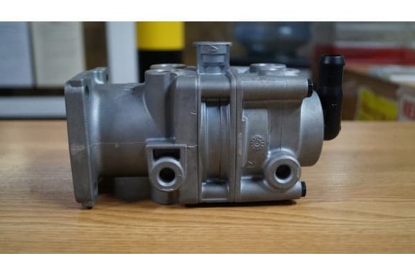 Válvula de freno de servicio Wabco 4613190087 nuevo 3