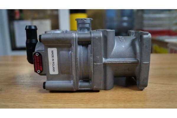 Válvula de freno de servicio Wabco 4613190087 nuevo 4