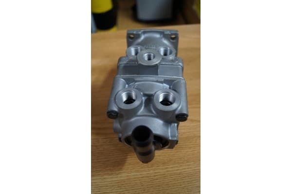 Válvula de freno de servicio Wabco 4613190087 nuevo 5