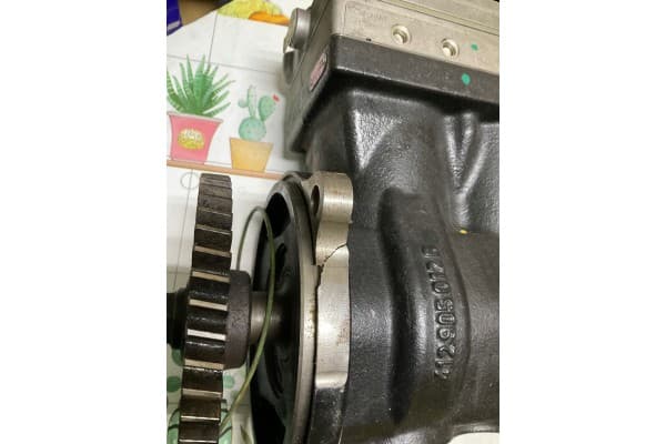 Compresor de Aire Renault Dxi 4129050126 usado 2