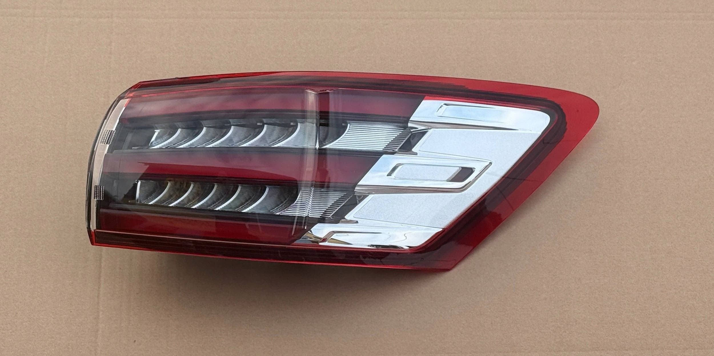 Lámpara trasera derecha original Ford dedicada Europea nuevo 8