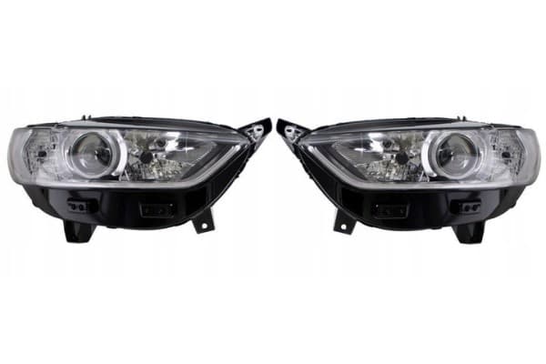 Juego de Faros Ford 2014-2018 usado