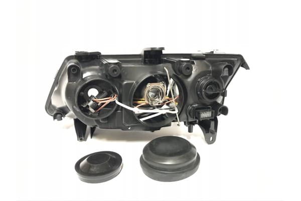 Faro Derecho Saab 93 2002- H7 usado 4