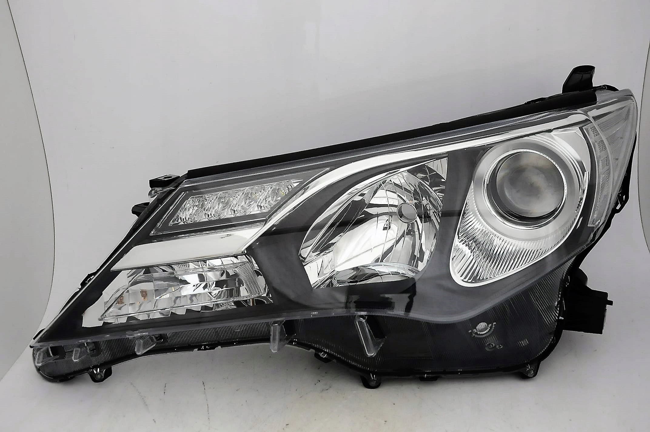Toyota Rav4 2013- Faro Xenón Izquierdo Depo nuevo 2