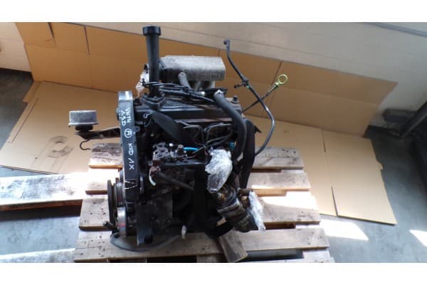 Motor VW Transporter T4 1.9D Código 1X usado 3