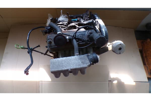 Motor VW Transporter T4 1.9D Código 1X usado 6