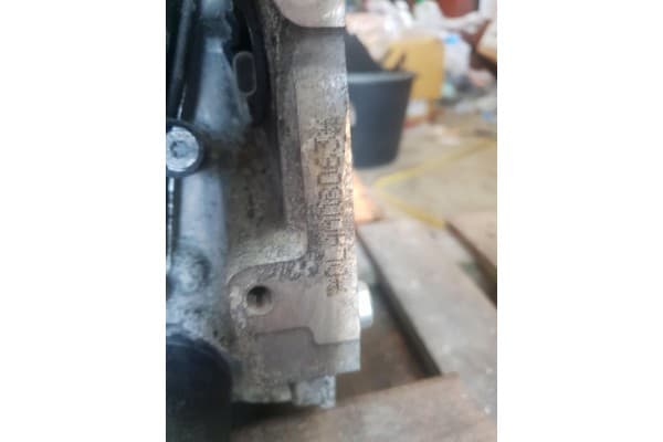 Motor desnudo VW Skoda 1.0 TSI para Trench usado 6