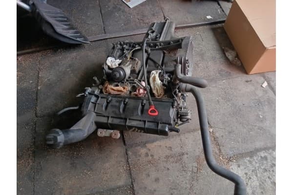 Motor Mercedes W168 A-Class 1.6B R1660102905 usado